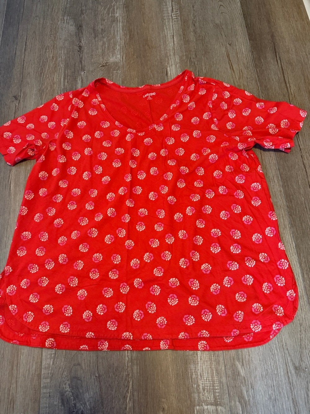 Women’s Lands' End Red Floral Dot Tee